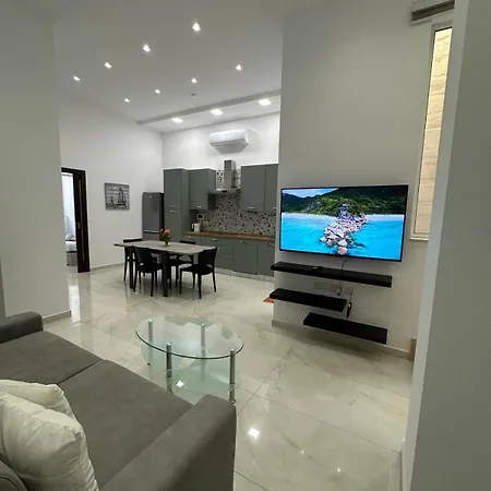 Spacious * Sliema